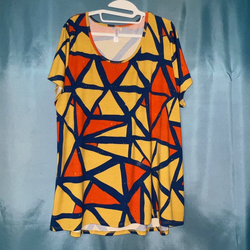LuLaRoe Classic T Dark Yellow Navy Red-Orange Graphic 3X